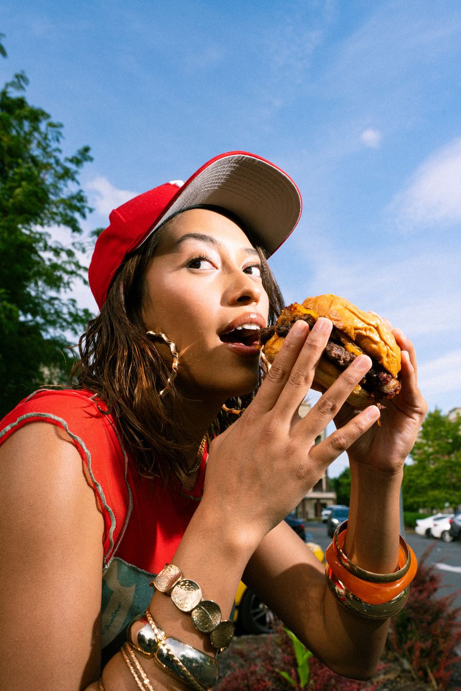 BITE — first bite of the smash burger